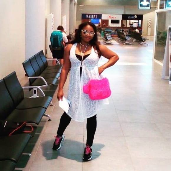 Meet your Posher, Dorrys - Picture 1 of 1